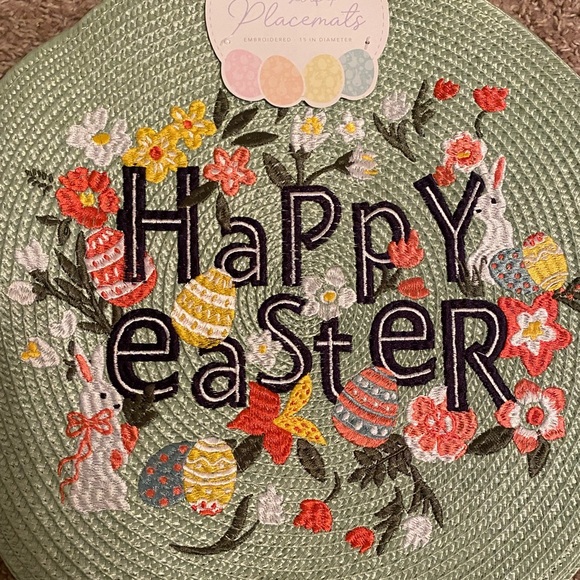 Coterie Easter Round Placemats. Set of 4 NWT. Embroidered. - Picture 3 of 3